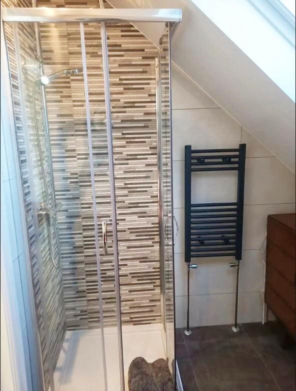 Stylish 2-Bed Flat, Quick Access To London Sights Apartment Екстериор снимка